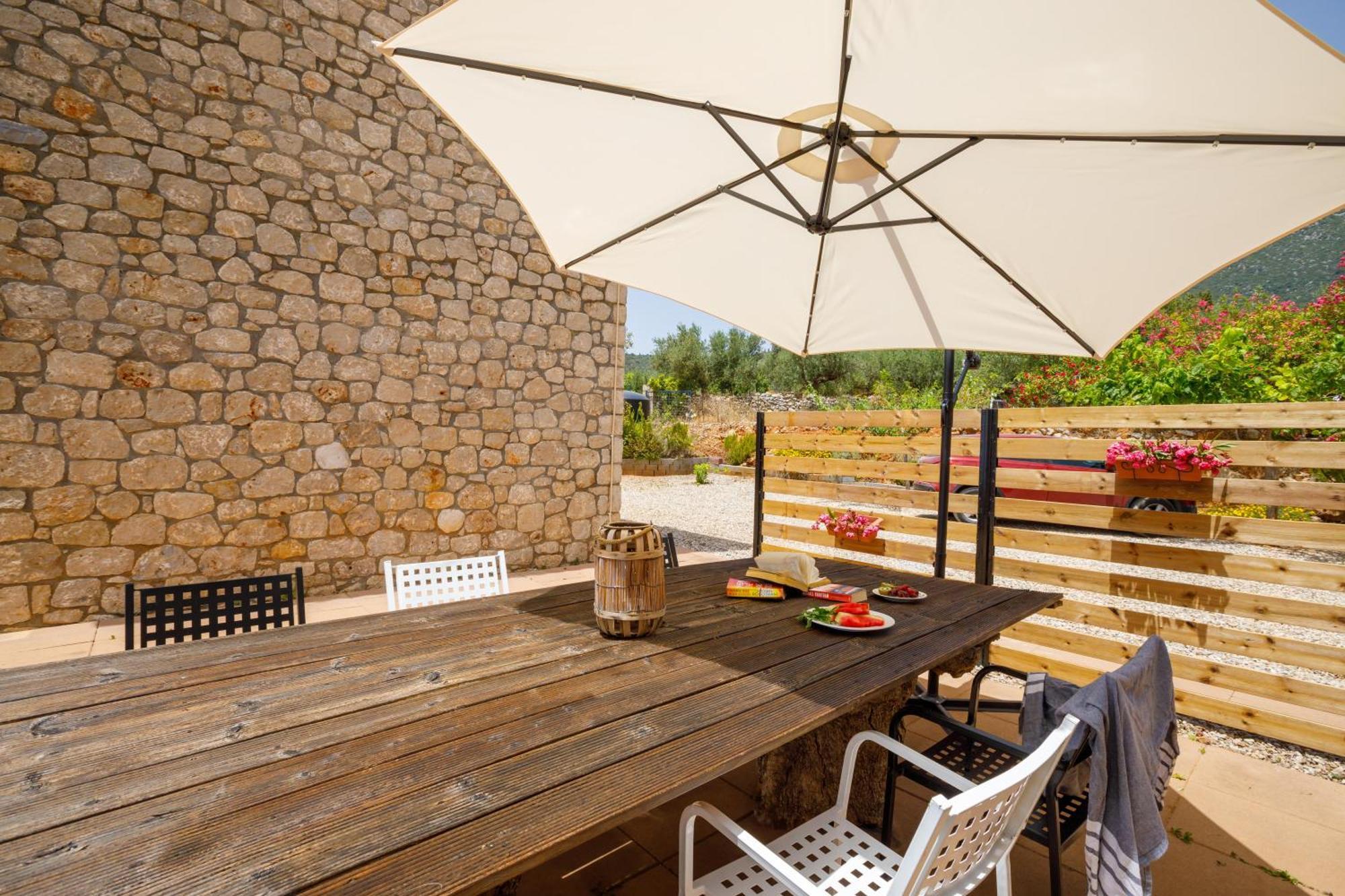 La Pietra Maisonettes Neokhorion  Luaran gambar